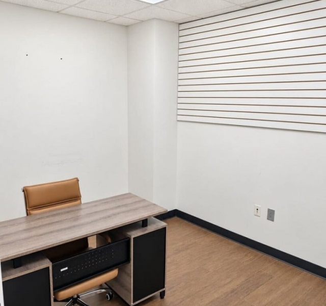 suite-6-_-white-wood-finish-office-5