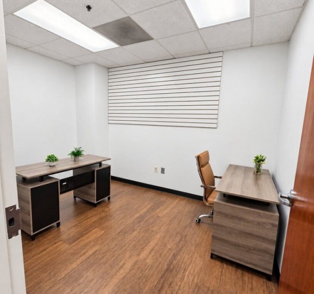 suite-6-_-white-wood-finish-office